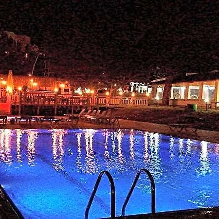 Hotel Dream Town 3*