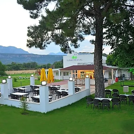 Dream Town 3*